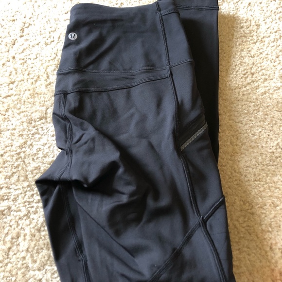 Lululemon quilted winter tights - Picture 2 of 3